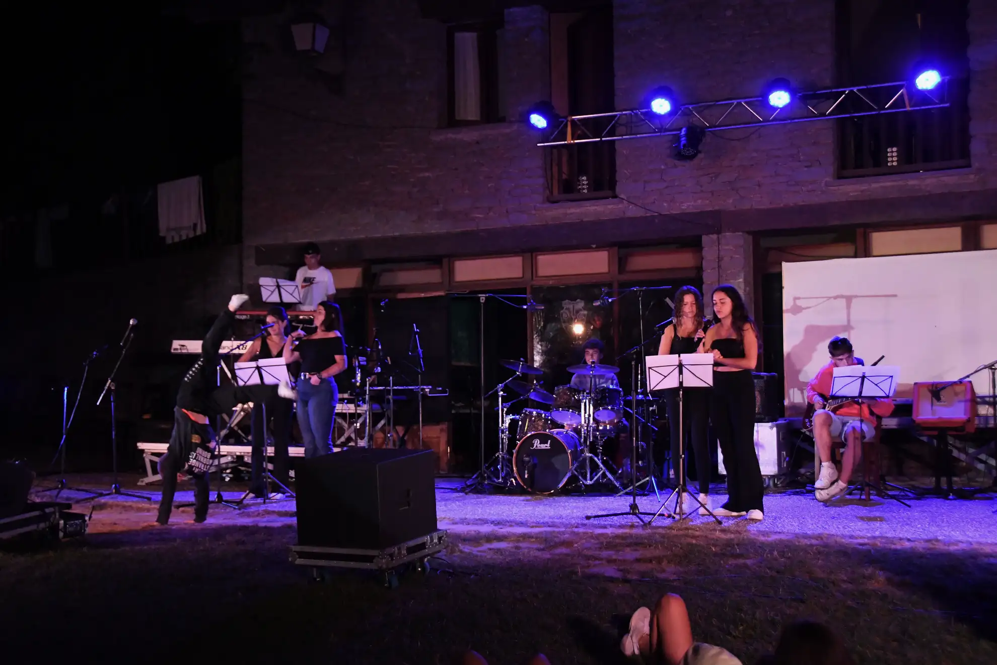 LCR_2024-8Nit de combos - 1